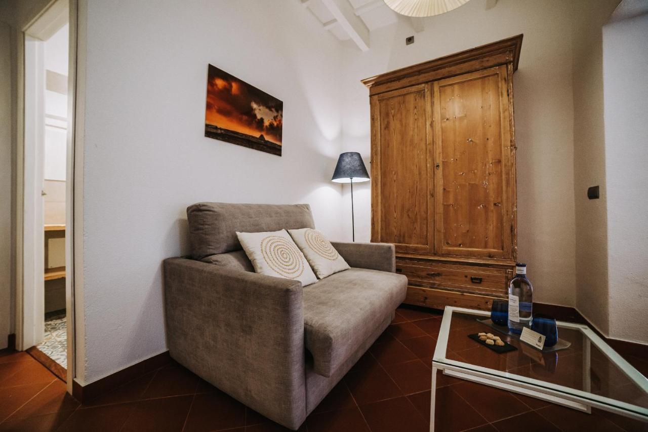 Hotel Petit 5 Fars